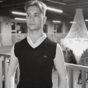 Илья Суворин